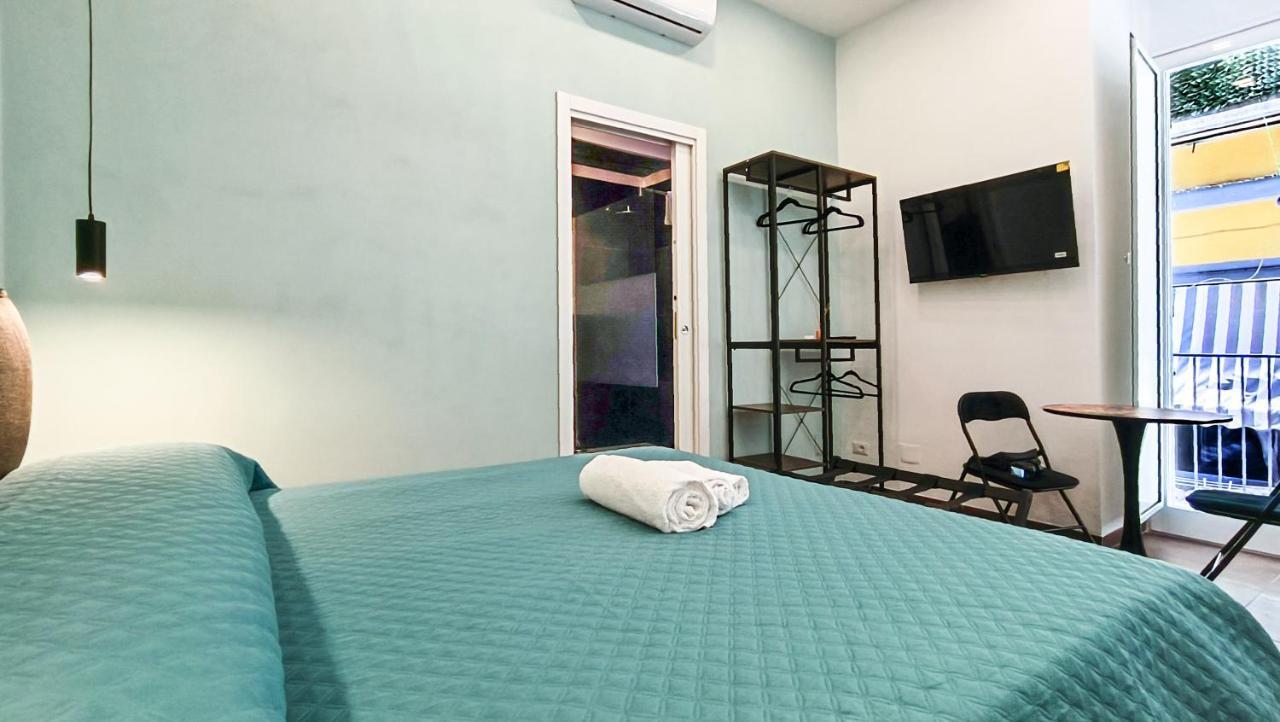 Casa Calu Castel Sant'Elmo Bed and Breakfast Napels Buitenkant foto